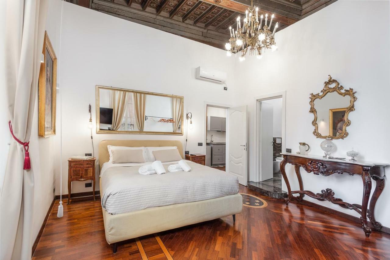 Pensión Palazzo Del Duca Piazza Navona Roma